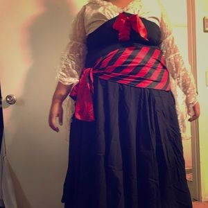 Plus size Pirate costume size 18/20 3 pc